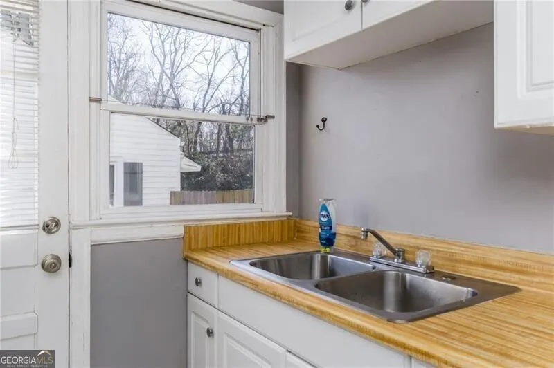 312 Phillips DR SE Marietta, GA 30060