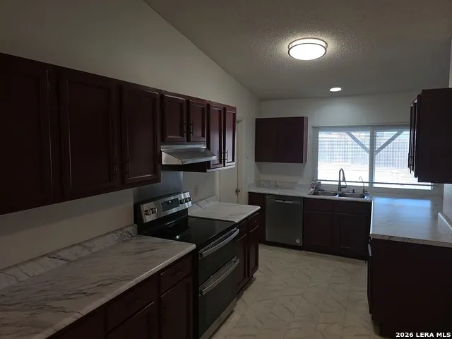 13339 Los Indios San Antonio, TX 78233