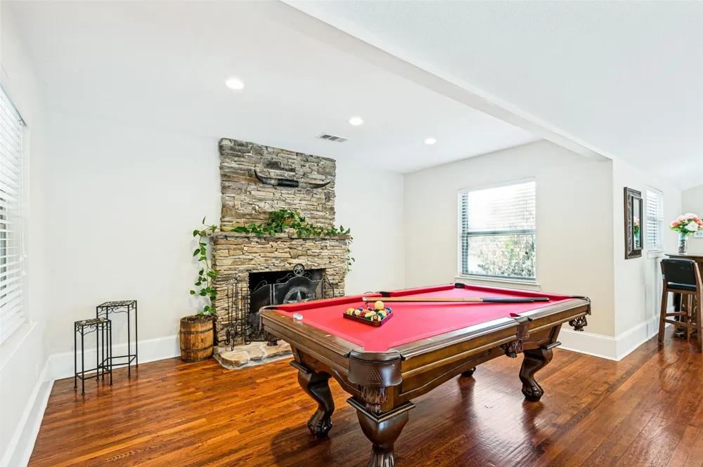 928 Irving Heights Drive Irving, TX 75061