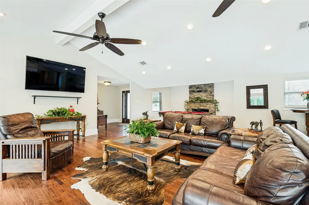 928 Irving Heights Drive Irving, TX 75061
