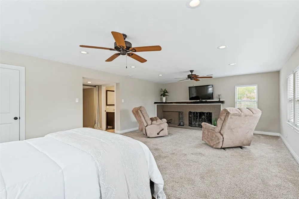 928 Irving Heights Drive Irving, TX 75061