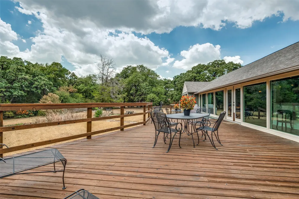 928 Irving Heights Drive Irving, TX 75061