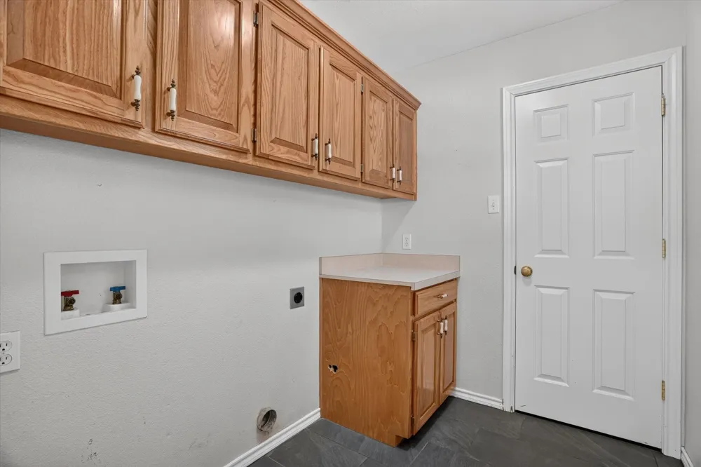 215 Mistletoe Lane Keene, TX 76059