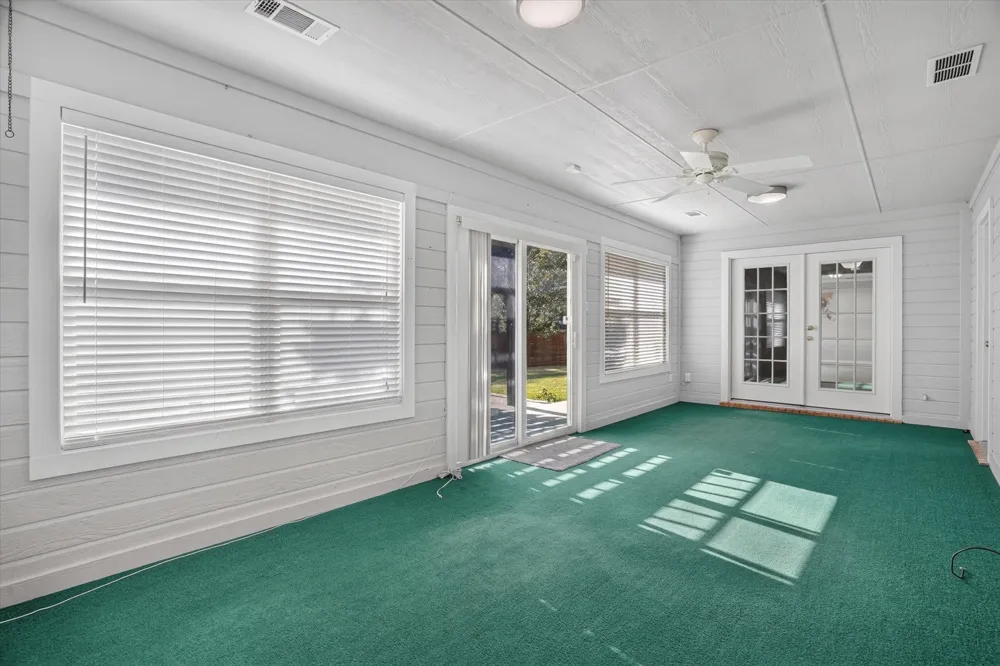 215 Mistletoe Lane Keene, TX 76059