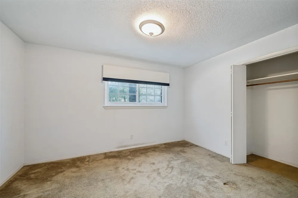2817 Buffalo Court Arlington, TX 76013
