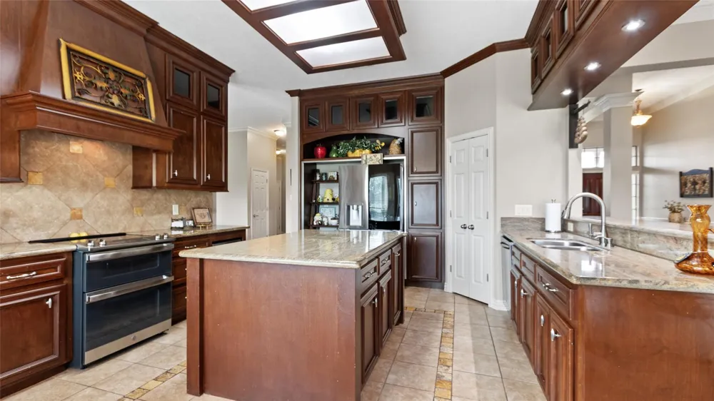 15218 Devin Lane Crosby, TX 77532