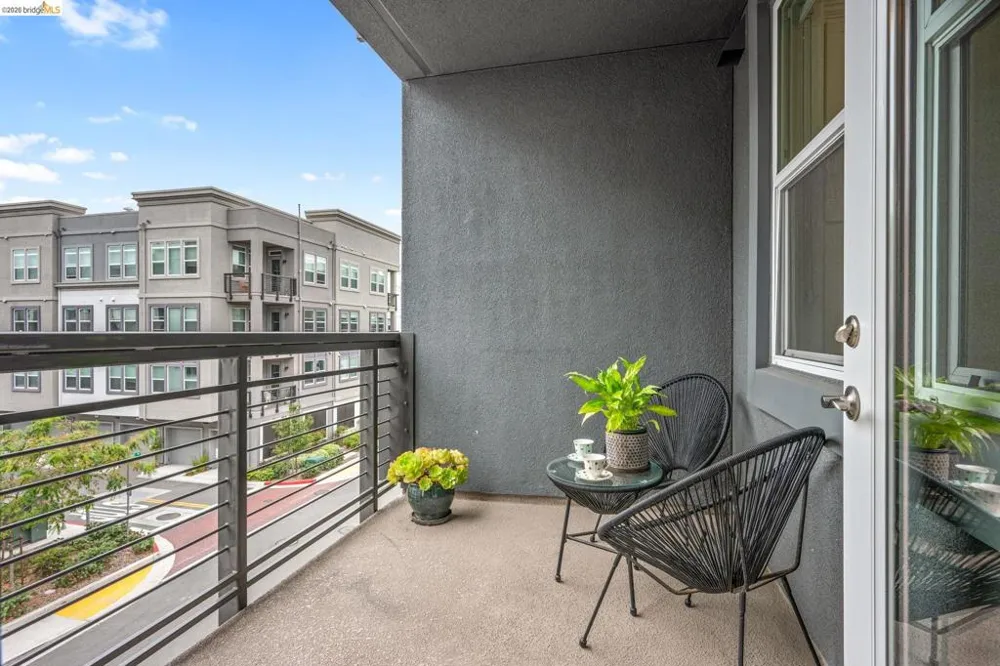 2875 Tradewind Dr Alameda, CA 94501