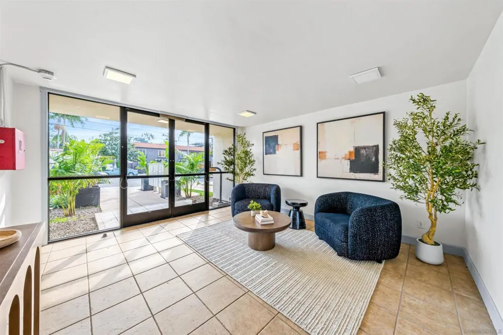 1030 Robinson Ave #208 San Diego, CA 92103
