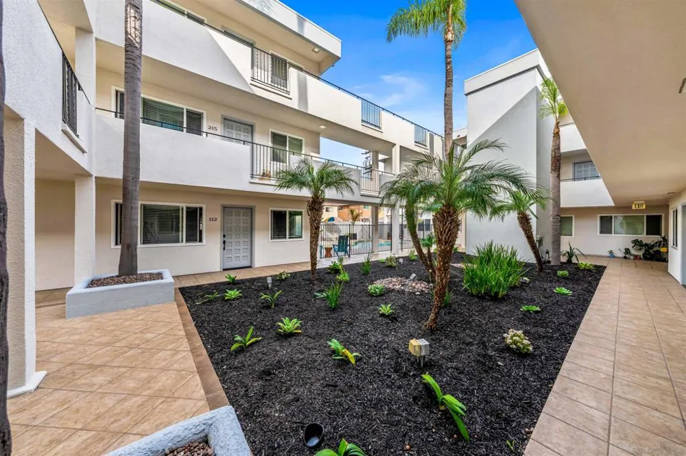 1030 Robinson Ave #208 San Diego, CA 92103