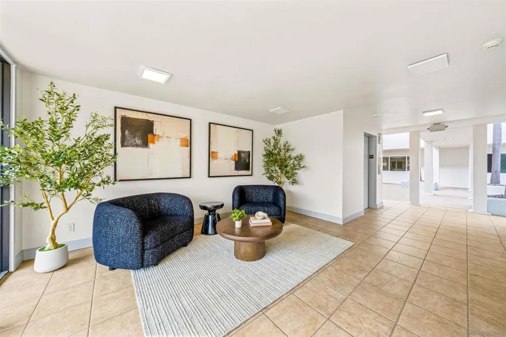1030 Robinson Ave #208 San Diego, CA 92103