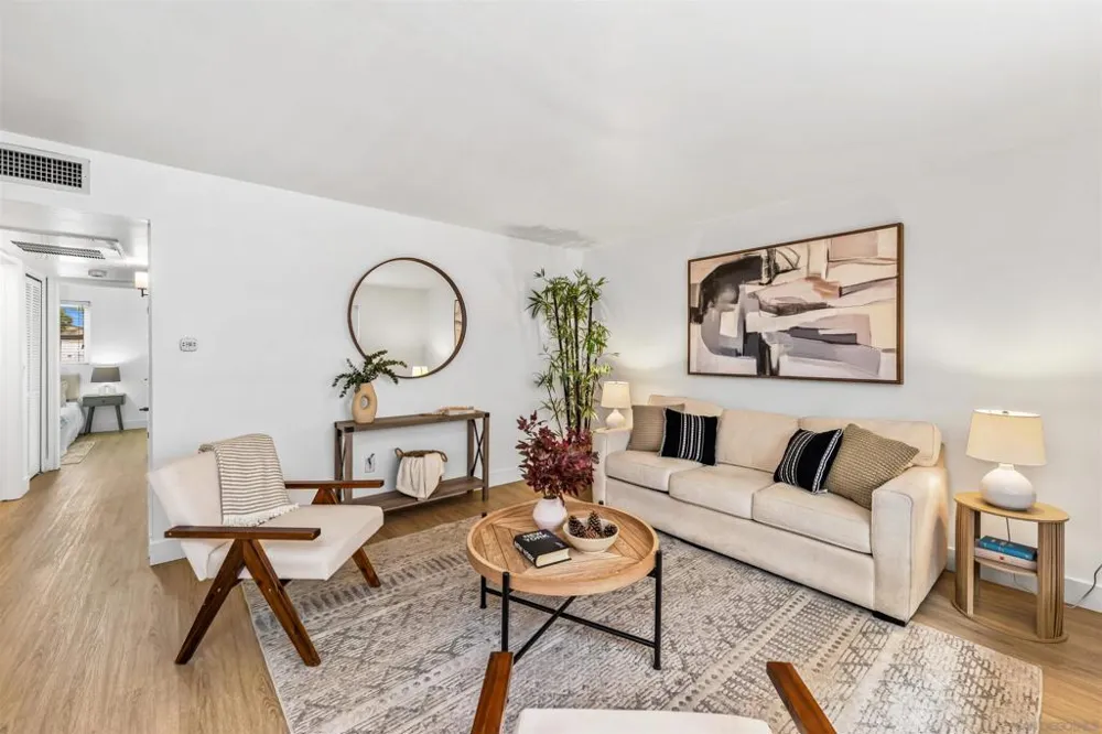 1030 Robinson Ave #208 San Diego, CA 92103