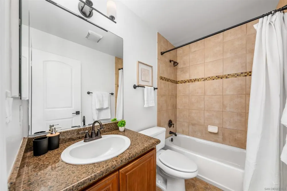 1030 Robinson Ave #208 San Diego, CA 92103