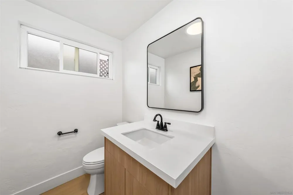 1030 Robinson Ave #208 San Diego, CA 92103