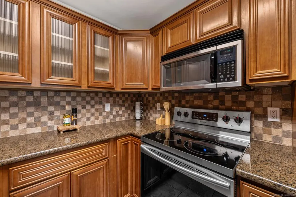 1030 Robinson Ave #208 San Diego, CA 92103