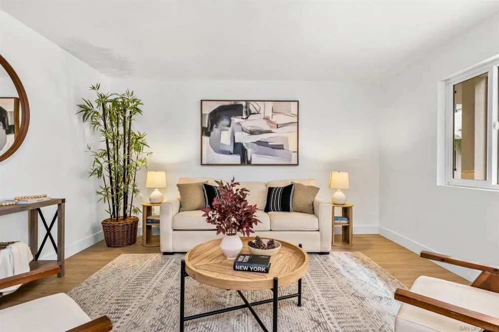 1030 Robinson Ave #208 San Diego, CA 92103