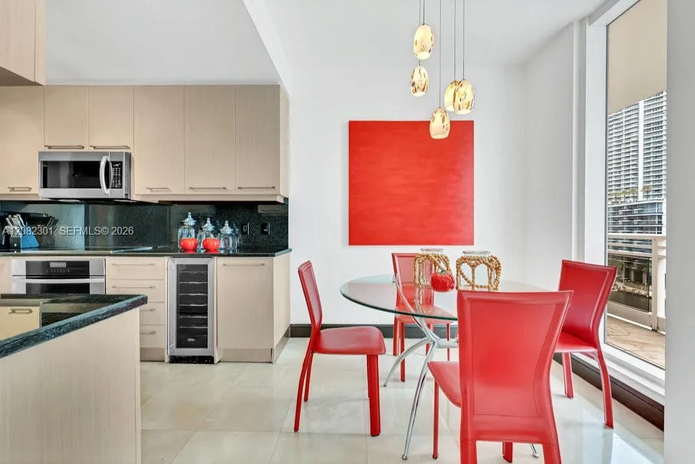 901 Brickell Key Blvd #1105 Miami, FL 33131