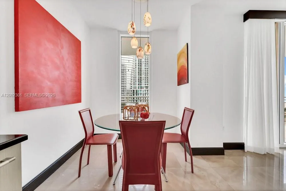 901 Brickell Key Blvd #1105 Miami, FL 33131