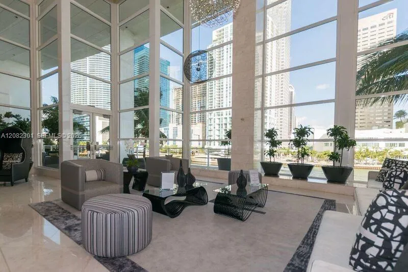 901 Brickell Key Blvd #1105 Miami, FL 33131