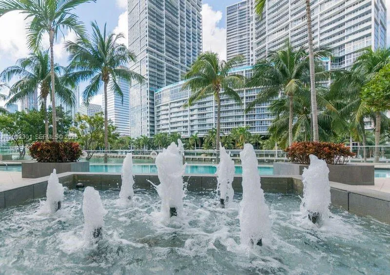 901 Brickell Key Blvd #1105 Miami, FL 33131