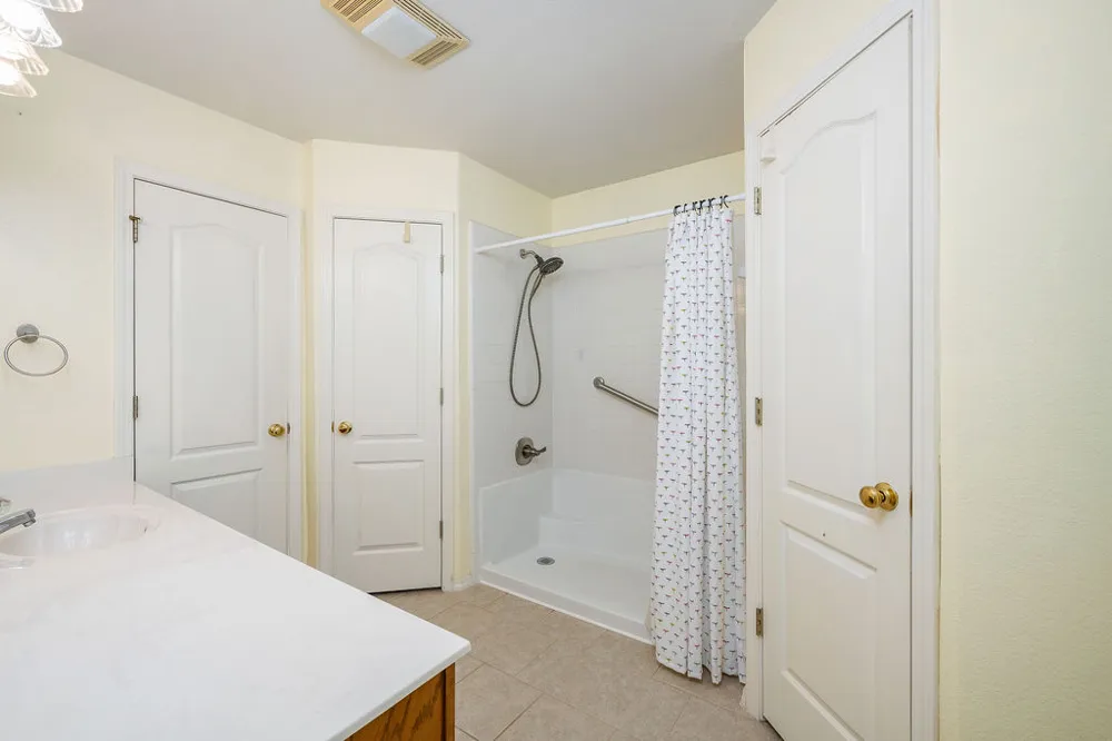 19638 E 38th Place S Broken Arrow, OK 74014