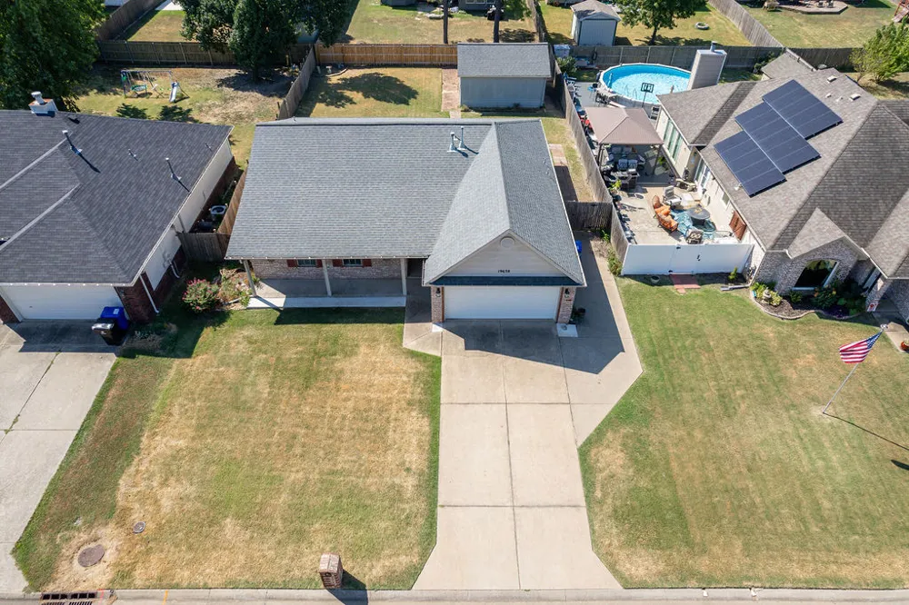 19638 E 38th Place S Broken Arrow, OK 74014