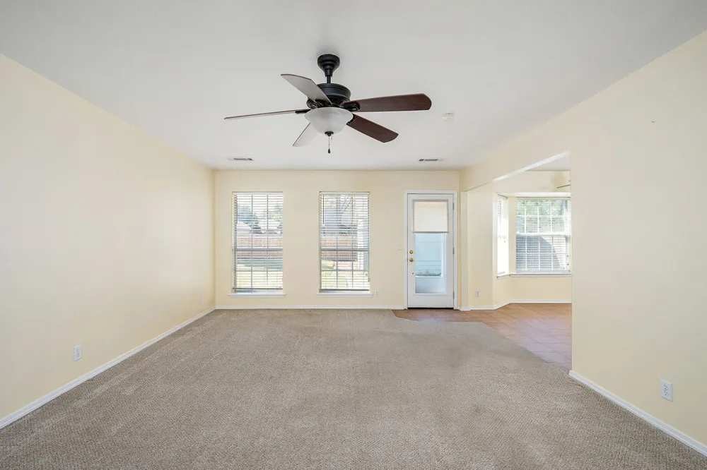 19638 E 38th Place S Broken Arrow, OK 74014