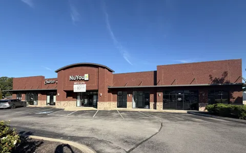 2721 Fairview Blvd