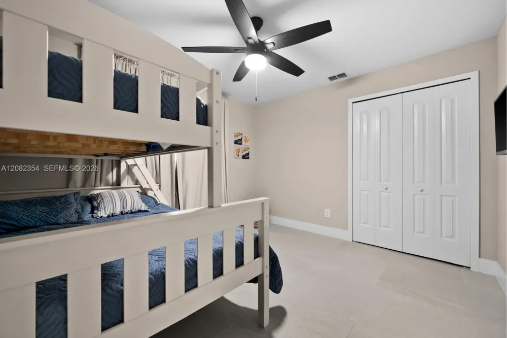 117 SE 40 th ter Cape Coral, FL 33904