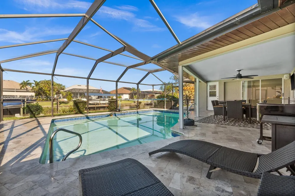 117 SE 40 th ter Cape Coral, FL 33904