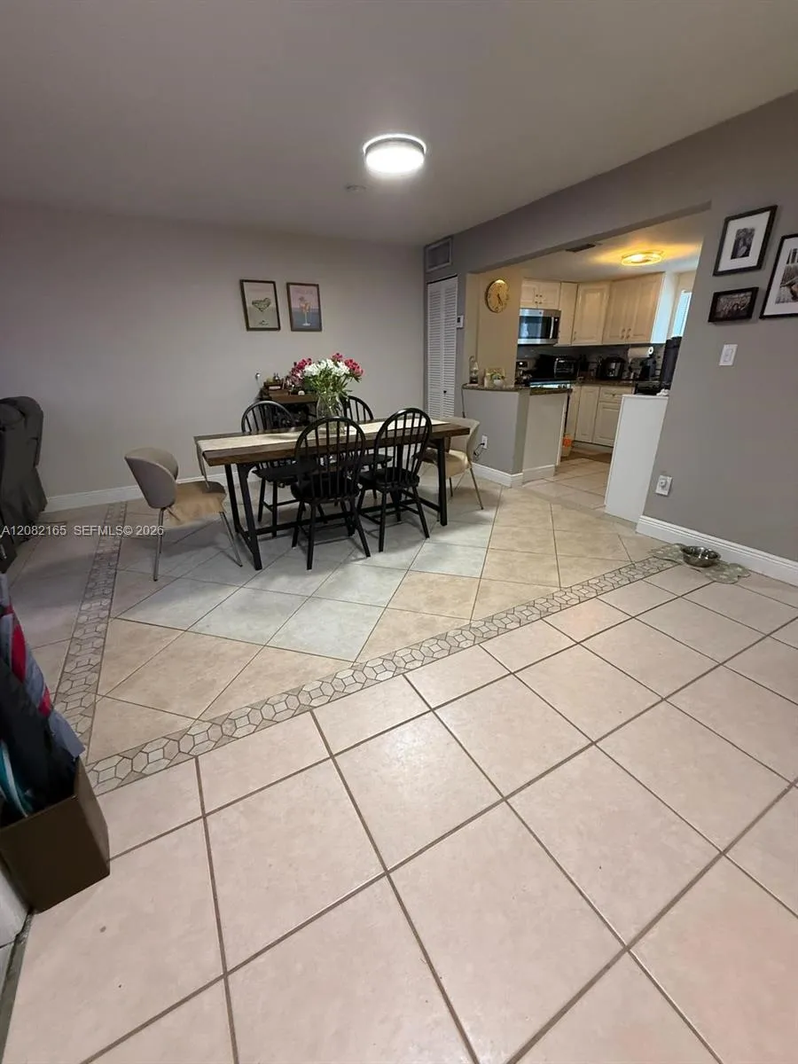 7002 SW 114th Ave #7002 Miami, FL 33173