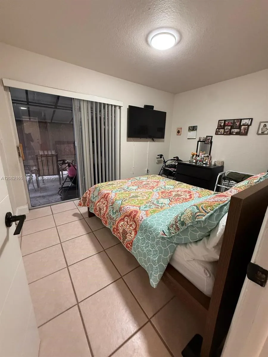 7002 SW 114th Ave #7002 Miami, FL 33173