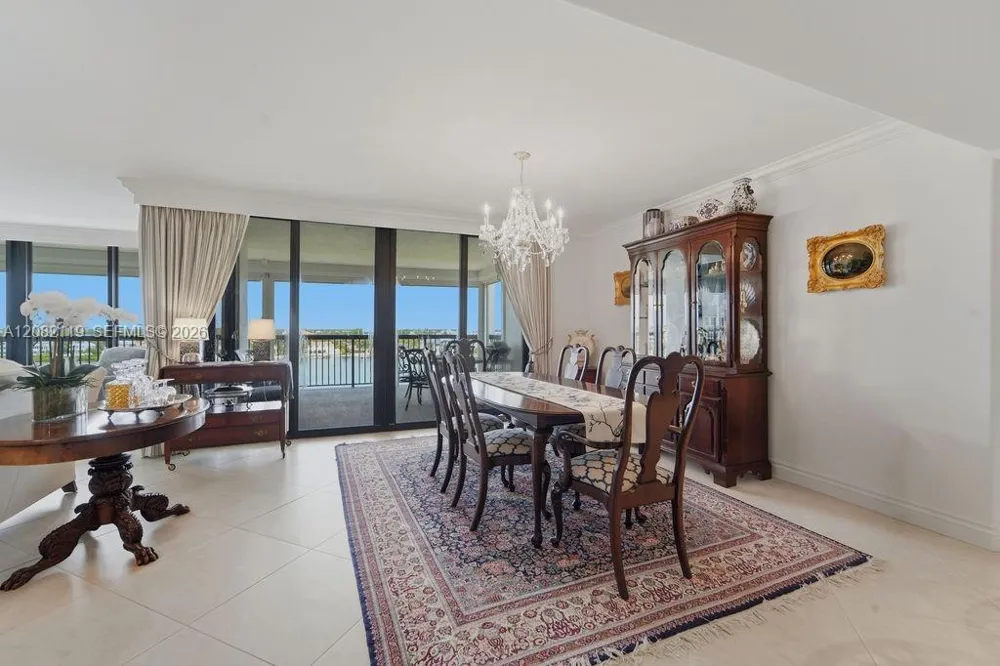 19670 Beach Rd #PHB4 Tequesta, FL 33469