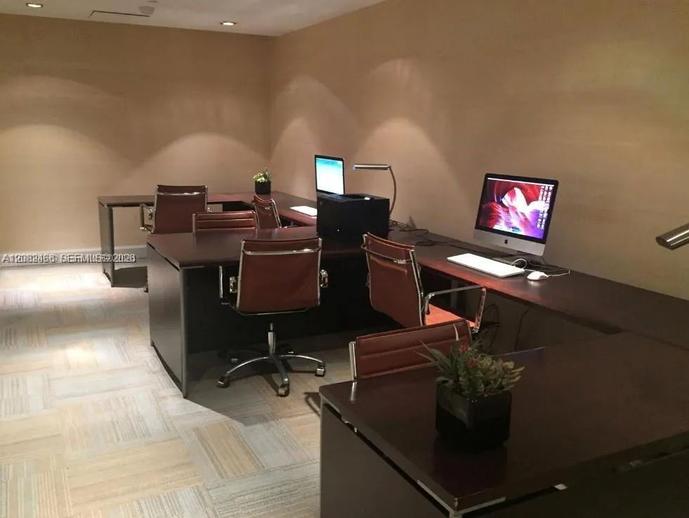 950 S Brickell Bay #1109 Miami, FL 33131
