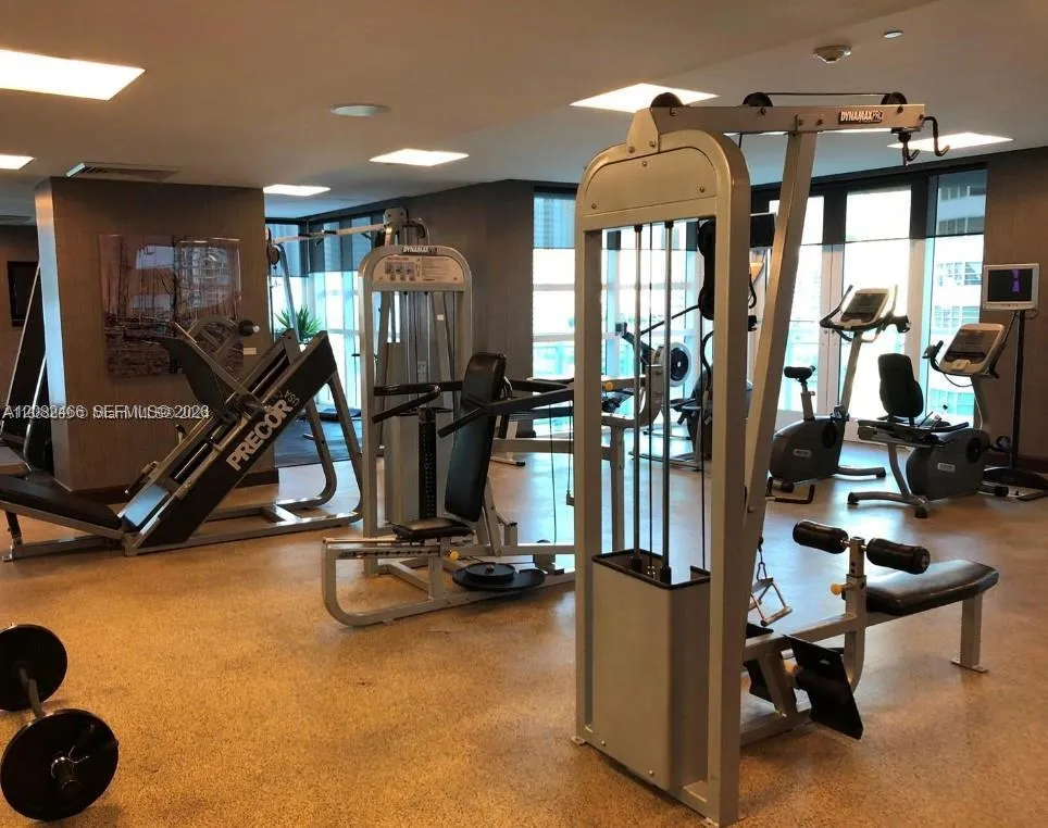 950 S Brickell Bay #1109 Miami, FL 33131
