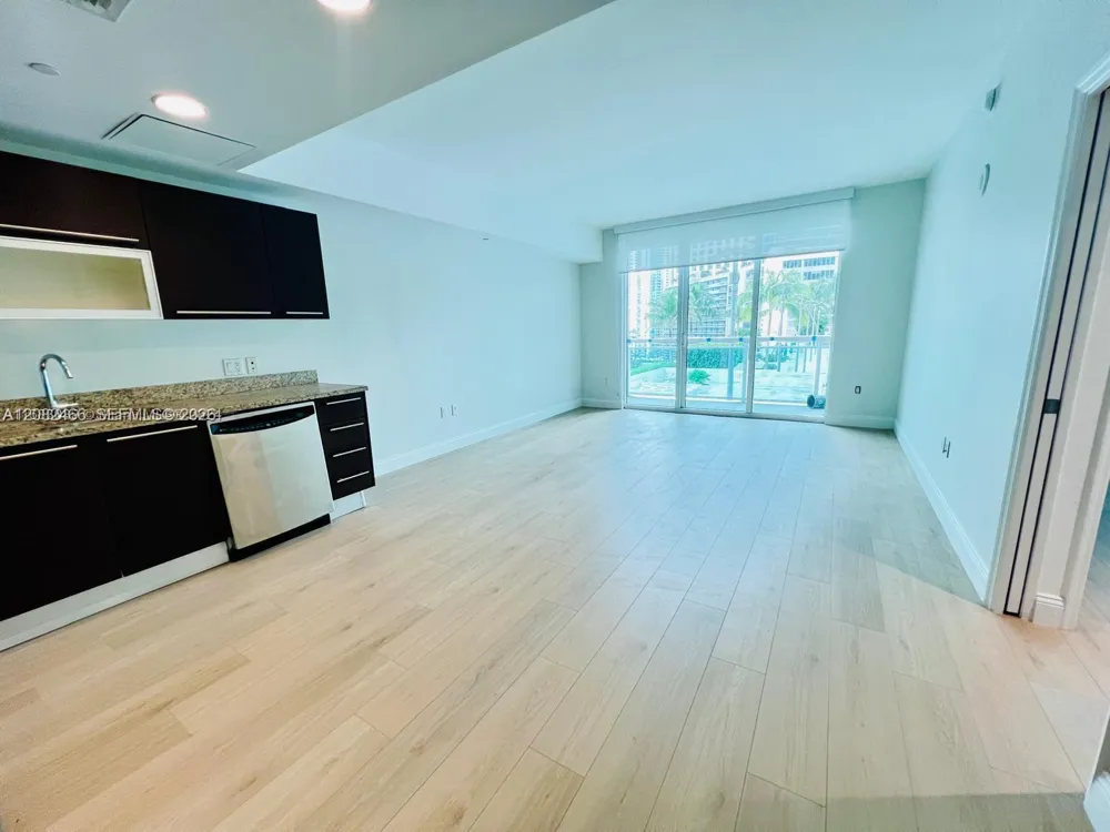 950 S Brickell Bay #1109 Miami, FL 33131