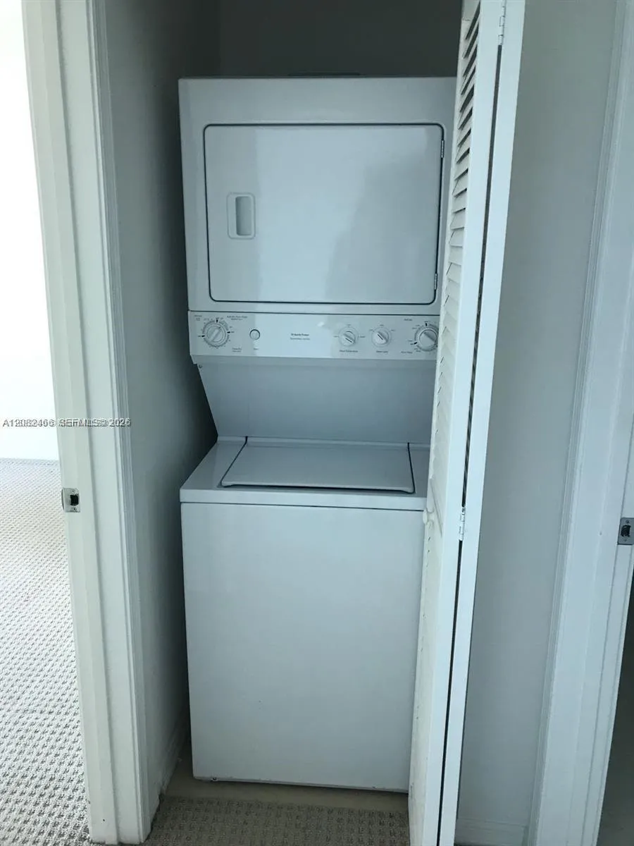 950 S Brickell Bay #1109 Miami, FL 33131