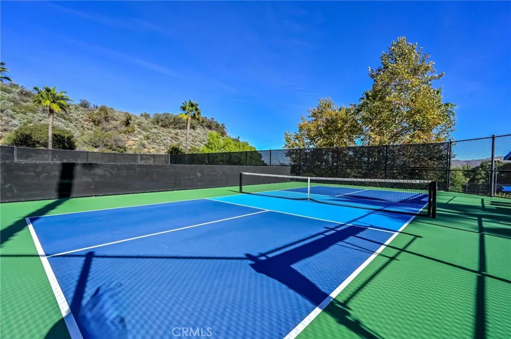 24126 Whitetail Corona, CA 92883