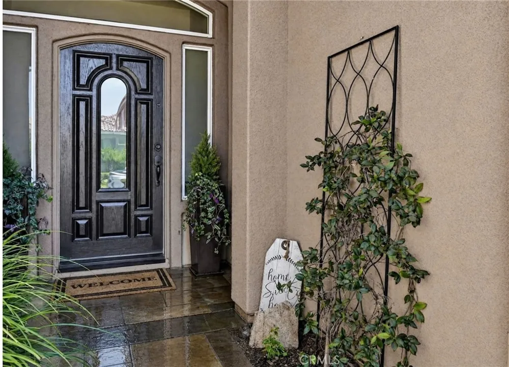 24126 Whitetail Corona, CA 92883