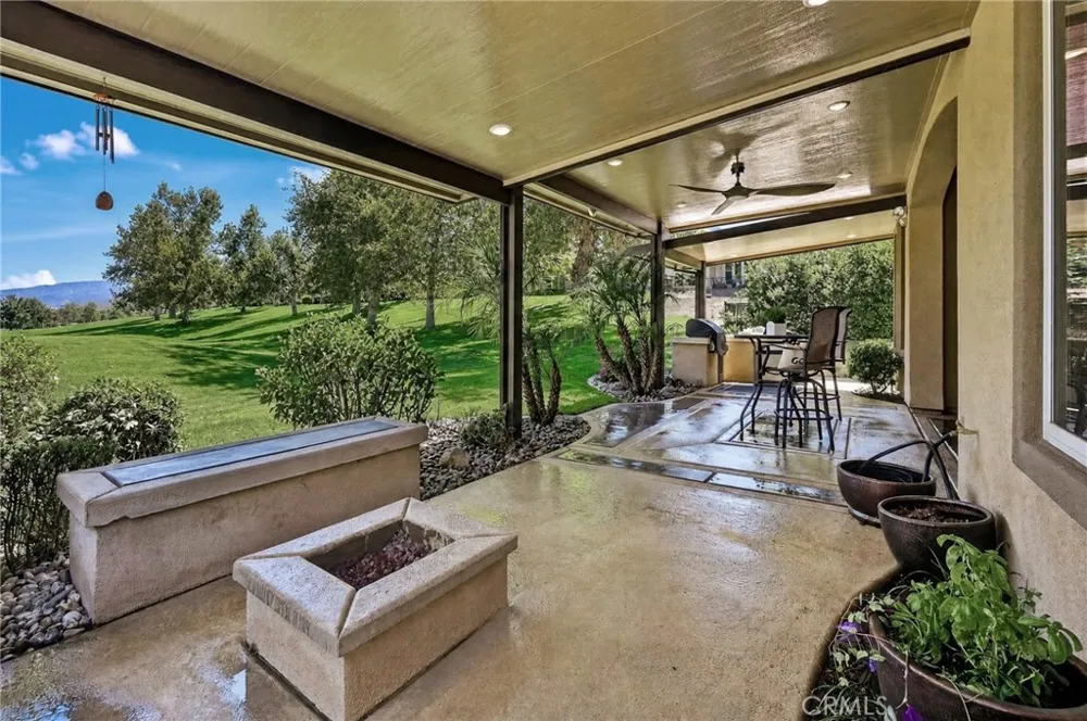 24126 Whitetail Corona, CA 92883