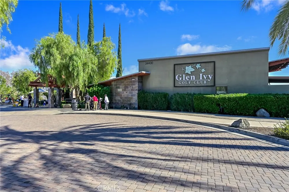 24126 Whitetail Corona, CA 92883