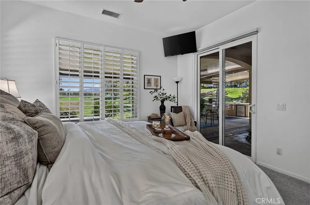 24126 Whitetail Corona, CA 92883
