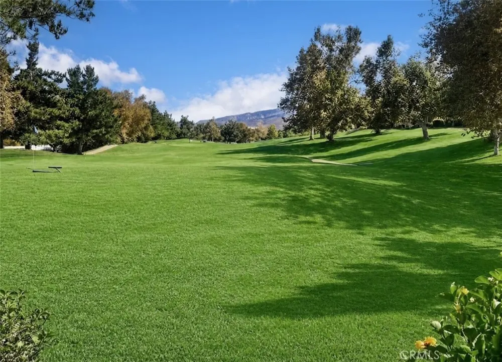 24126 Whitetail Corona, CA 92883
