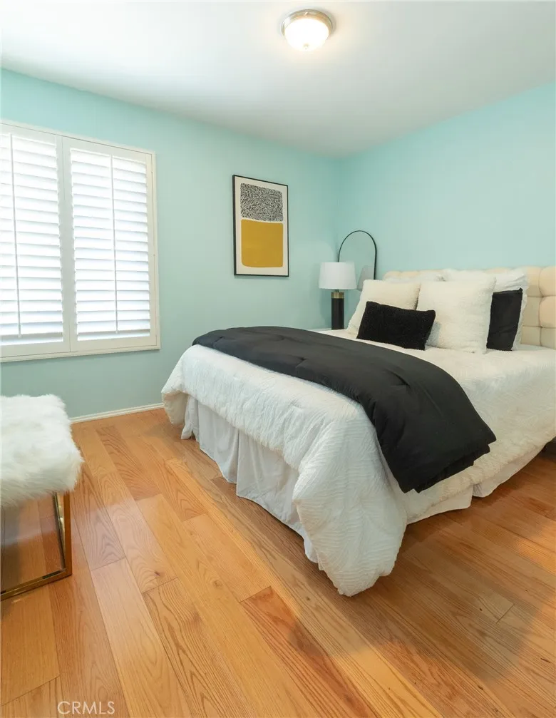 2378 Avenida Otono Thousand Oaks, CA 91362