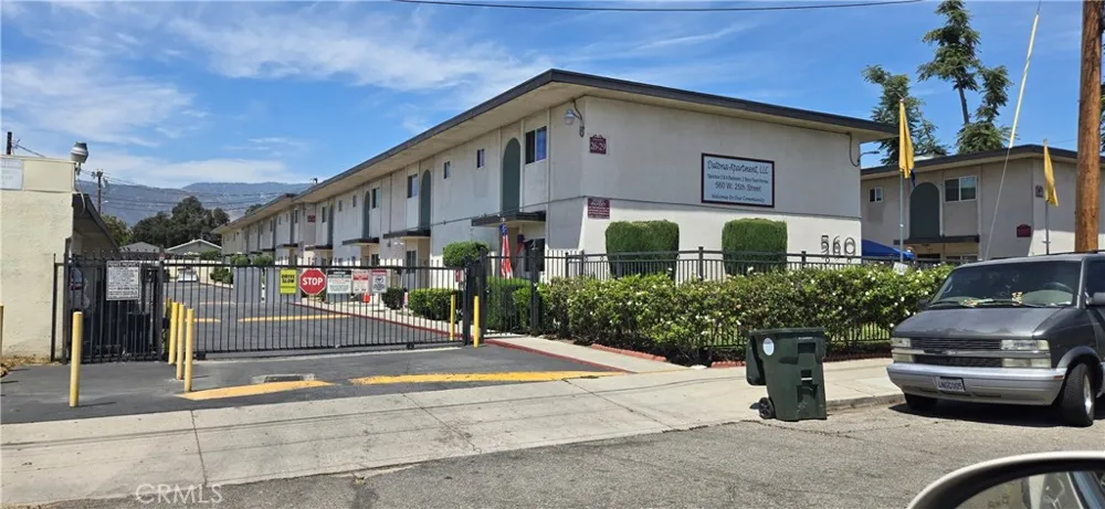 559 W 25th San Bernardino, CA 92405