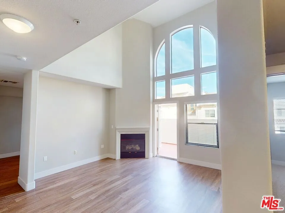 1041 Glendon Avenue #4151 Los Angeles, CA 90024