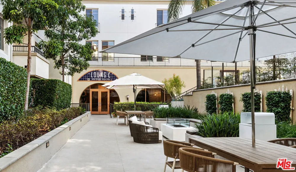 1041 Glendon Avenue #4151 Los Angeles, CA 90024