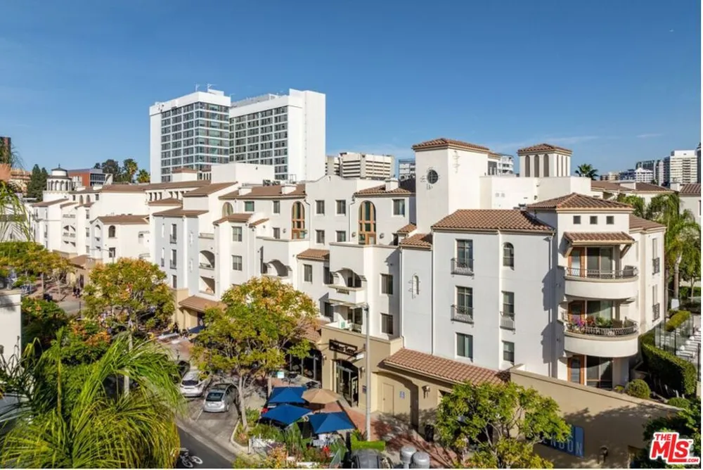 1041 Glendon Avenue #4151 Los Angeles, CA 90024