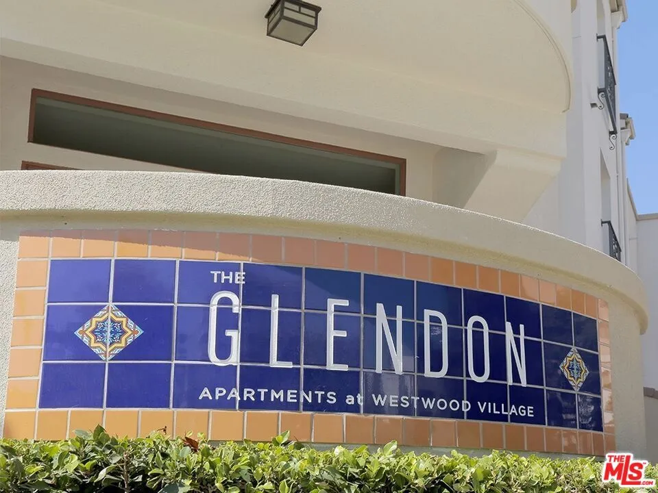 1041 Glendon Avenue #4151 Los Angeles, CA 90024