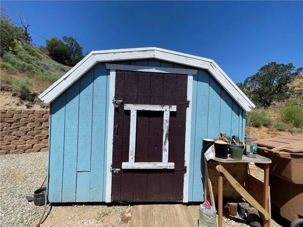 657 Lebec Lebec, CA 93243