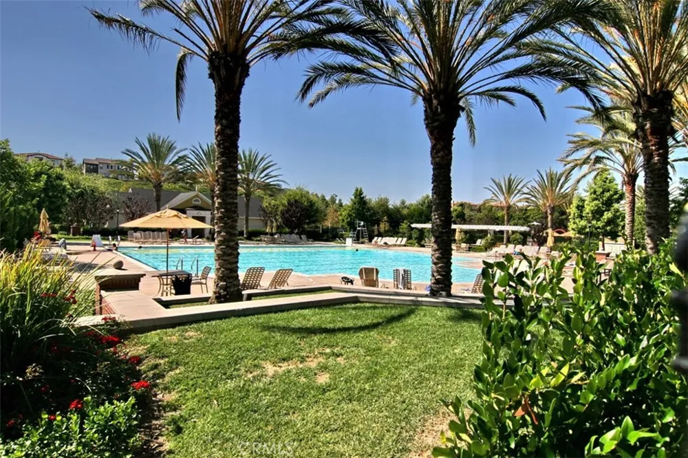 1 Red Leaf Lane Ladera Ranch, CA 92694
